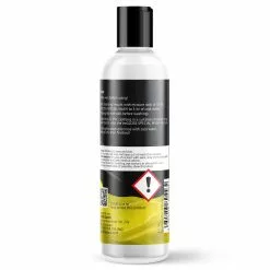BeGLOSS - De CLEAN & CARE Experts ! BeGLOSS Speciale VINYL Wasmiddel 100ml Voor De Perfecte Verzorging Van VINYL Kleding.